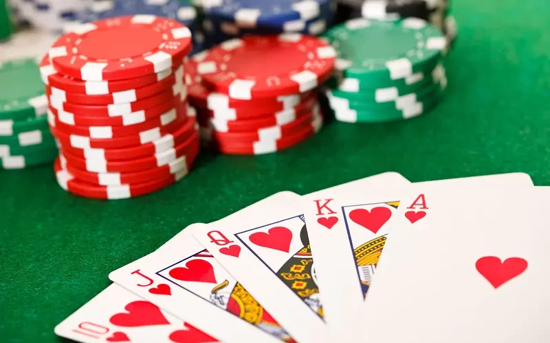 Tầm quan trọng của việc áp dụng chiến thuật chơi Poker toàn thắng